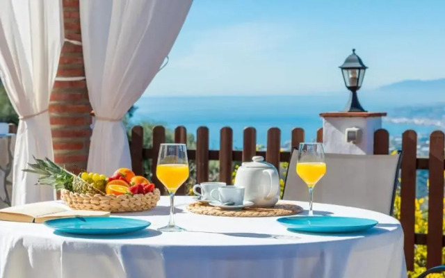 Villa Francisco Torrox by Ruralidays