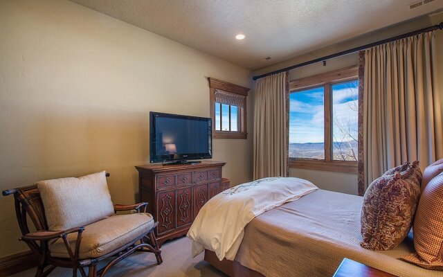 Blacktail Lodge - Five Bedroom Home