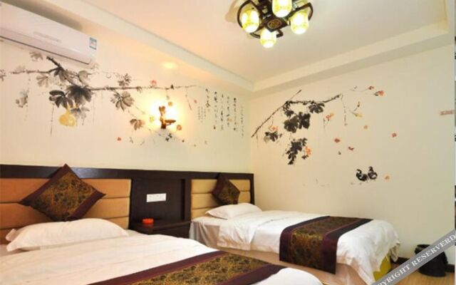 ZhanguaJiaJie Huluju Inn