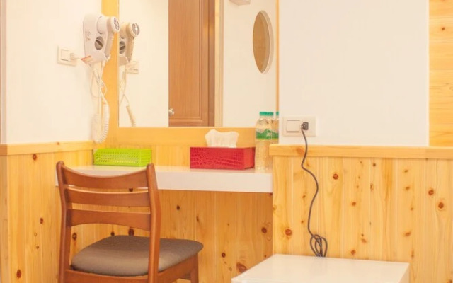 Yellow Mountain Homestay