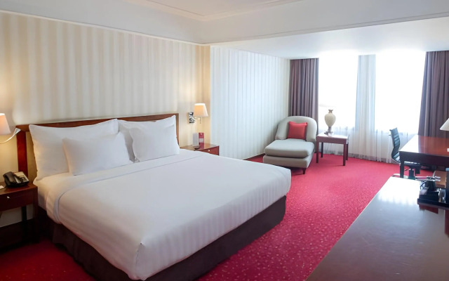 REDTOP Hotel & Convention Center