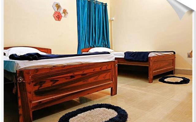 Non-AC Single Room on rent at KL Villa