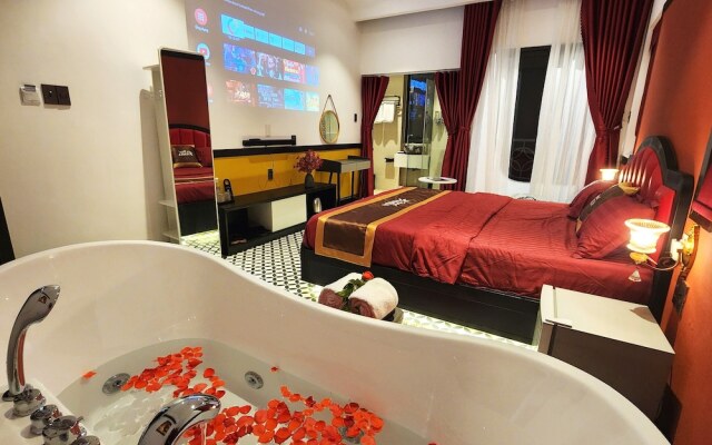 Punita Hotel