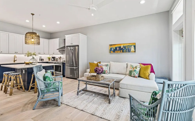 TC 6202 Coast Is Clear