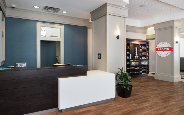 Hampton Inn & Suites Atlanta-Downtown