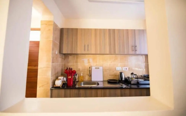 Lux Suites Coralway Apartment Langata