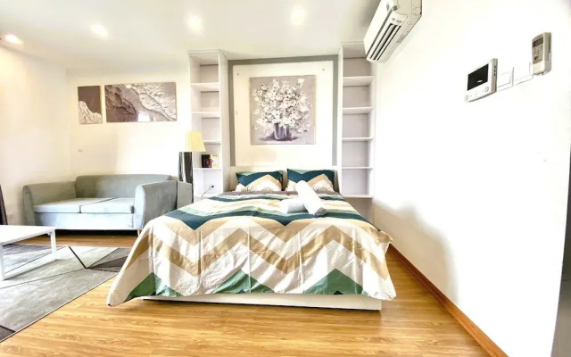 Radiant Vinhomes Smart City - Apartment