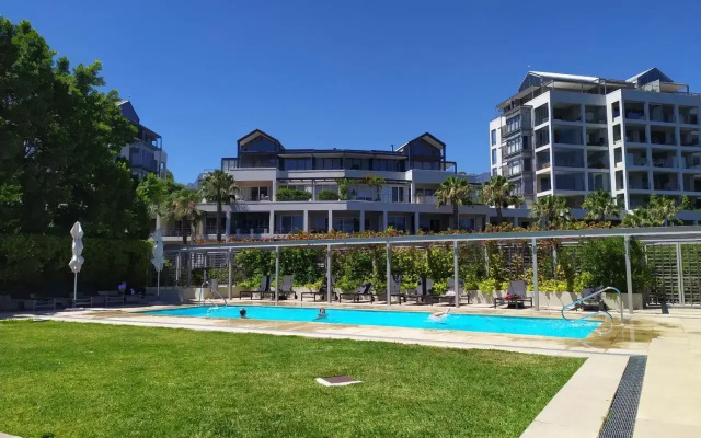 Unique 3 Bedroom in V A Waterfront