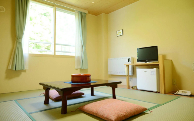 Tanakaya Hinageshikan – Guest Rooms – Rishirifuji