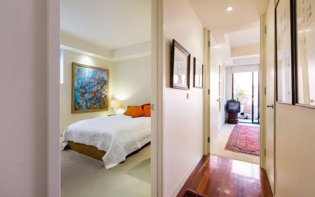 BELLE, 2BDR Melbourne Apartment