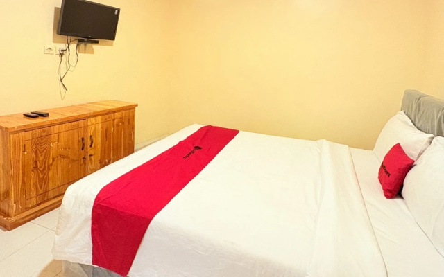 RedDoorz Syariah @ Nusa Indah near BNS – Guest Rooms – Batu