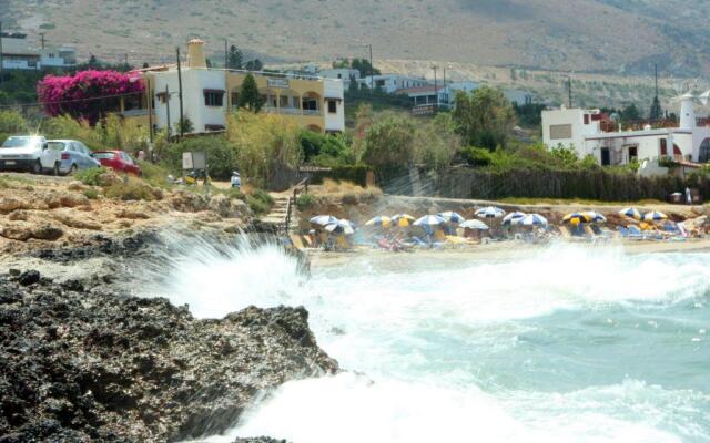 Iliostasi Beach Apartments