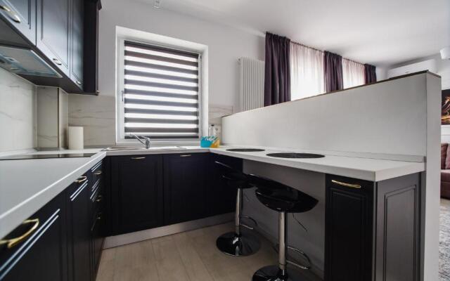 No. 11 - The Penthouse in City Center