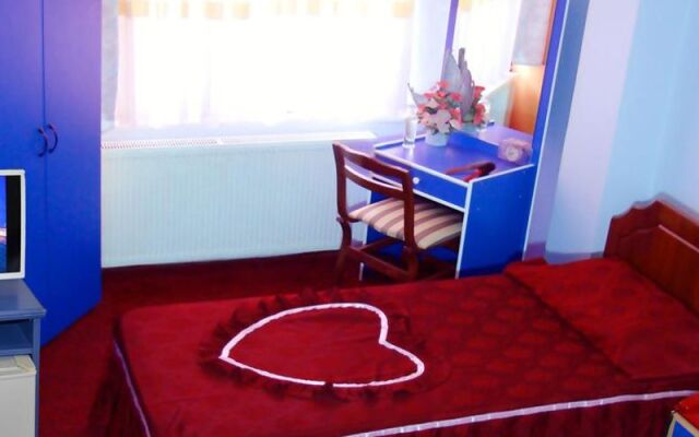 Aydınlar Hotel