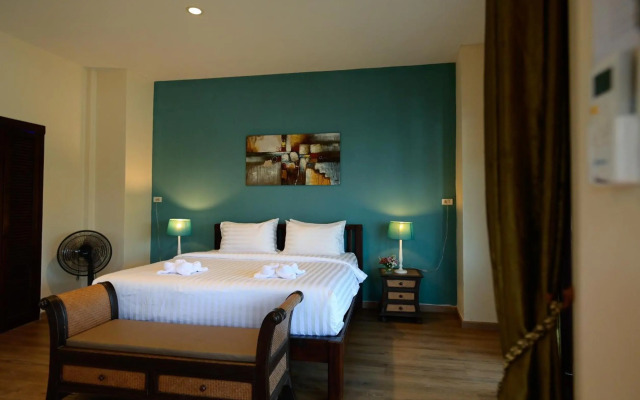 Saphli Villa Beach Resort