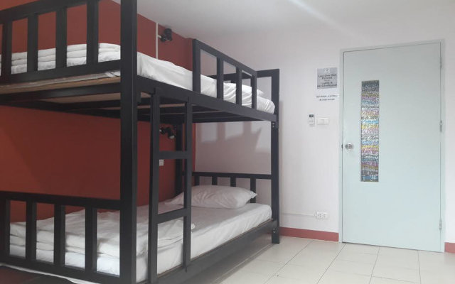 Rada Arak Hostel