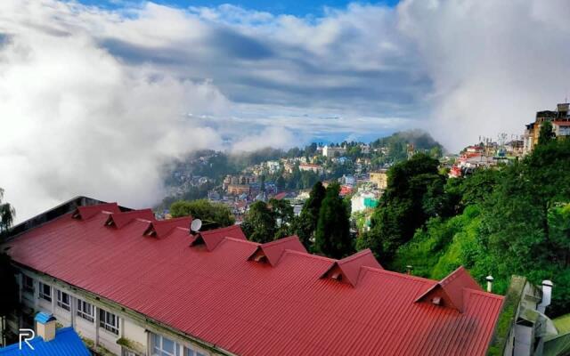 Salatrees Boutique Hotel