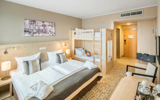 Aquapalace Hotel Prague - Image 6
