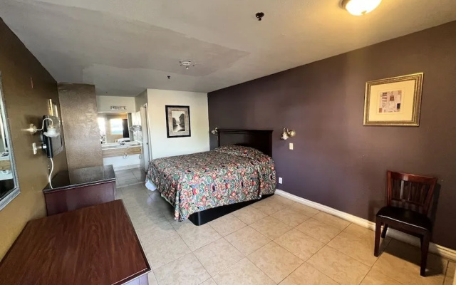 Casa Blanca Express & Suites Cypress Buena Park - Anaheim Area