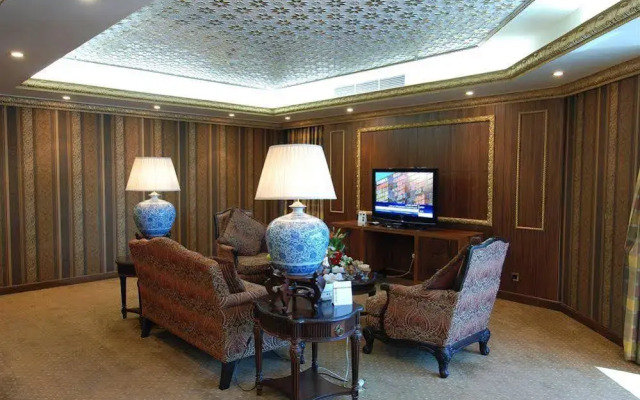 Maden Hotel