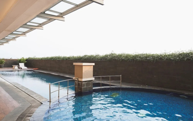 Great Deal And Homey 1Br Apartment Belmont Residence Puri