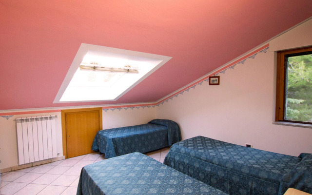 Apartment in Ascea With Garden