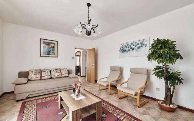 Apartment Ana
