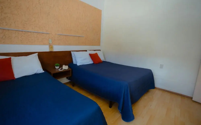 Hotel Zacatecas Courts