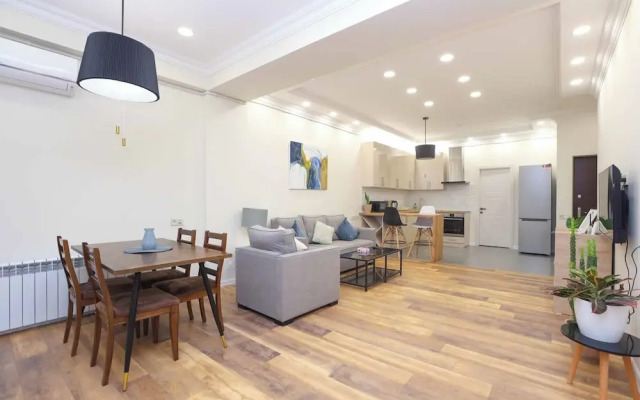 Stay Inn on Yekmalyan St