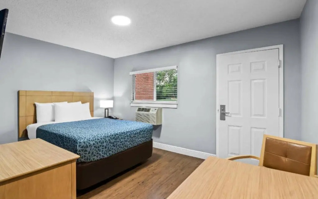 Suburban Studios Stuart near Federal Hwy 1