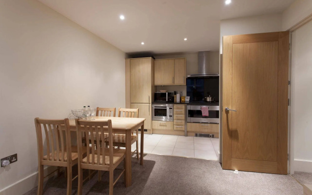 St George Wharf Apartments
