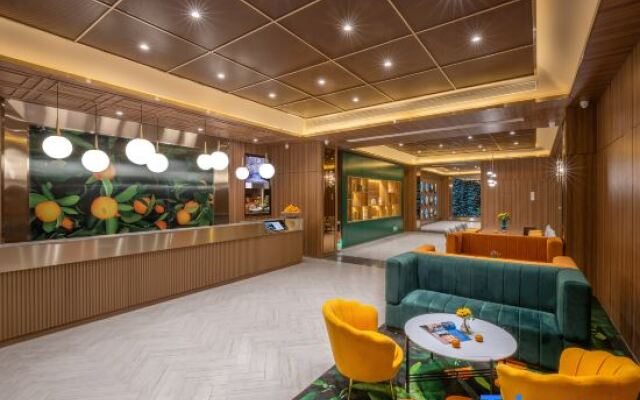 Orange Hotel (Wuhan Chuhehan Street Han Show Theater)