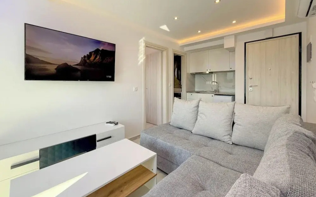 Ifestos Suites by SDR