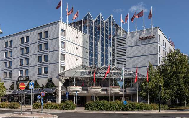 hotelImage
