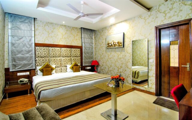 Hotel Omega Residency