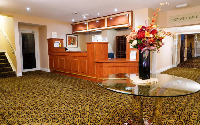 Gomersal Park Hotel