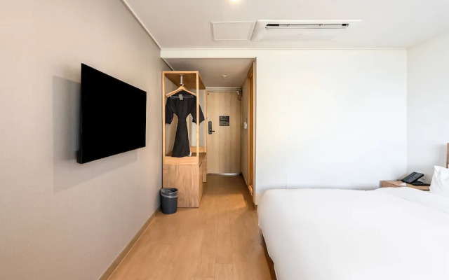 Sun Beach Hotel