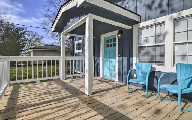 Pet-friendly Cottage, 3 Blocks to Main St!