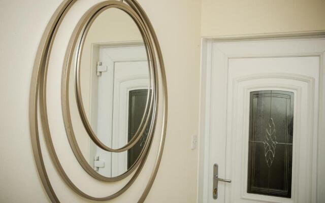 Coatbridge House