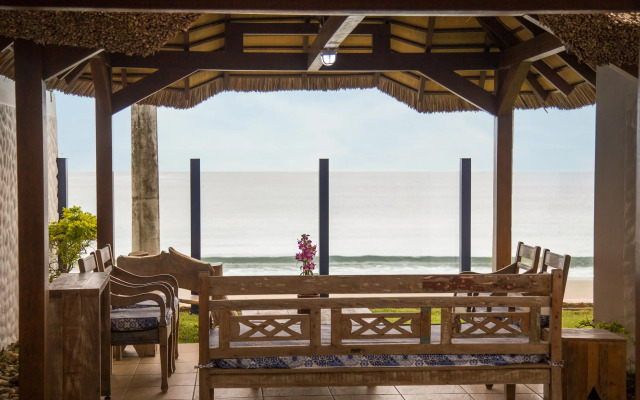 Village Paraiso Hotel