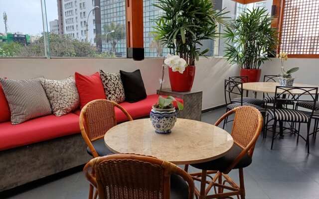 Ana Frank Boutique Hotel