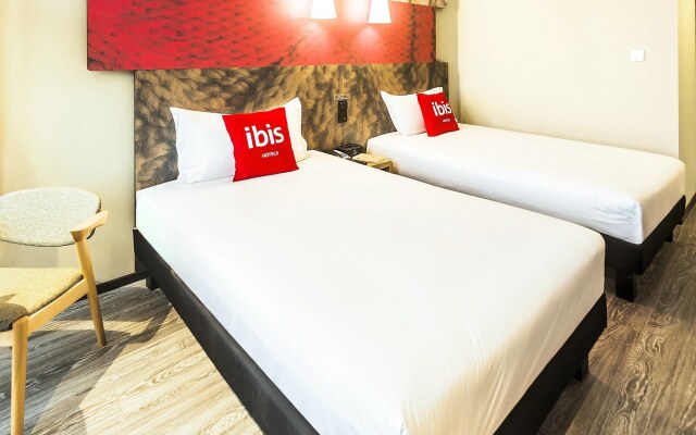 ibis Zhengzhou Longhai Road