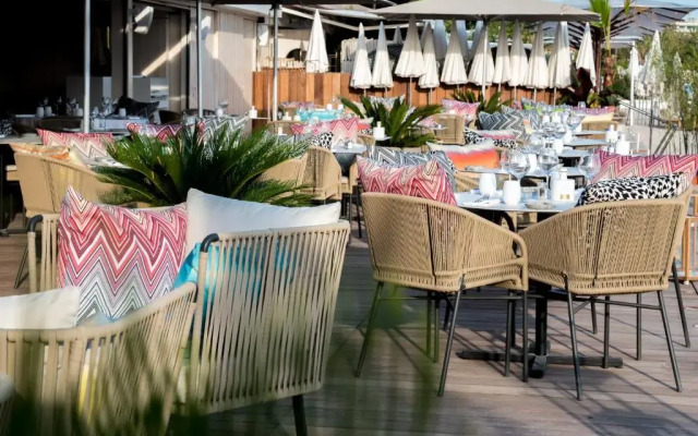 Croisette Beach Hotel Cannes - MGallery Collection