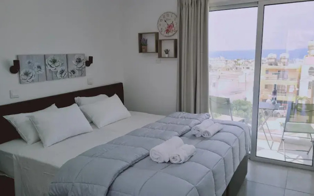 100 AN - Napa Living 39