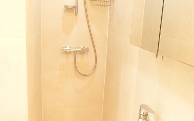 SS Property Hub - Large apartment near Hyde Park