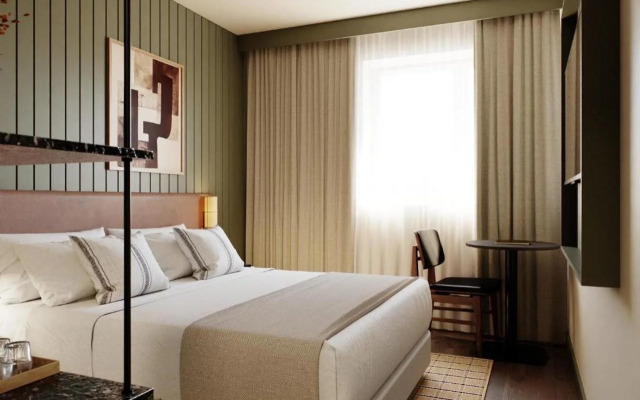 The Honest Budapest by Chic & Basic