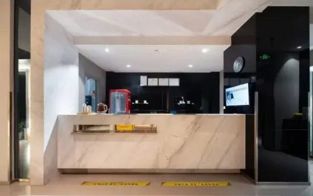 Yuejia Hotel (Xuancheng Jingtingshan Branch)