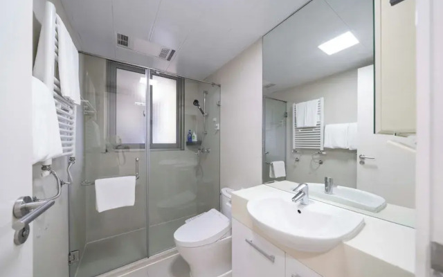 Tyms 3BR 2BA Apt Near Metro