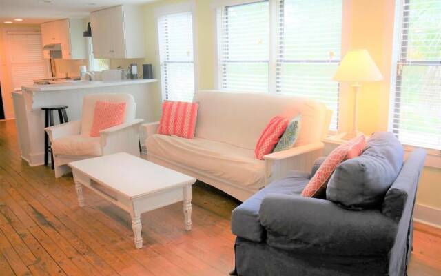Plum Crazy Down - 3 Br Townhouse