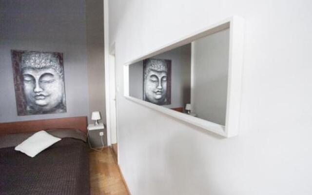 Royal Center Apartment